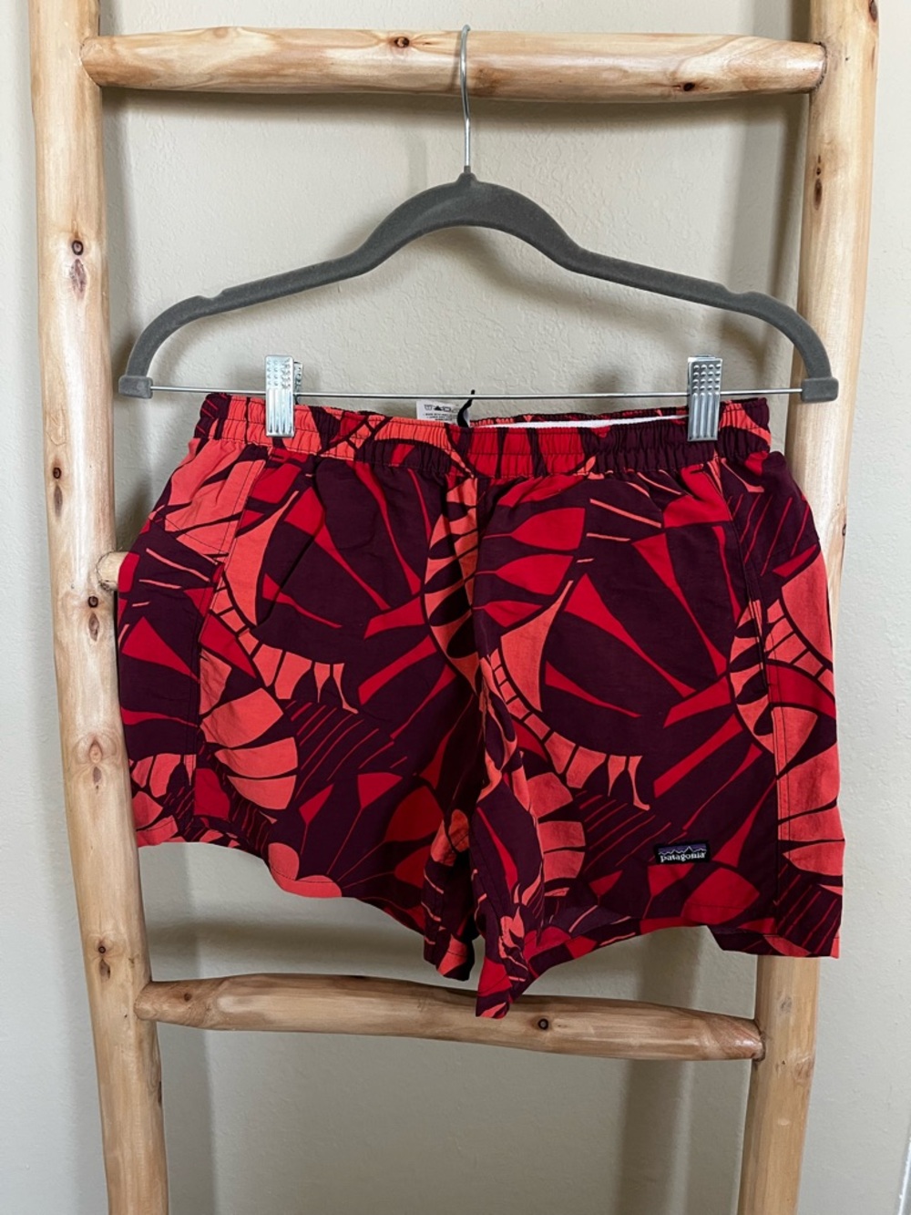 Patagonia Women’s Red & Maroon Tropical Print Shorts